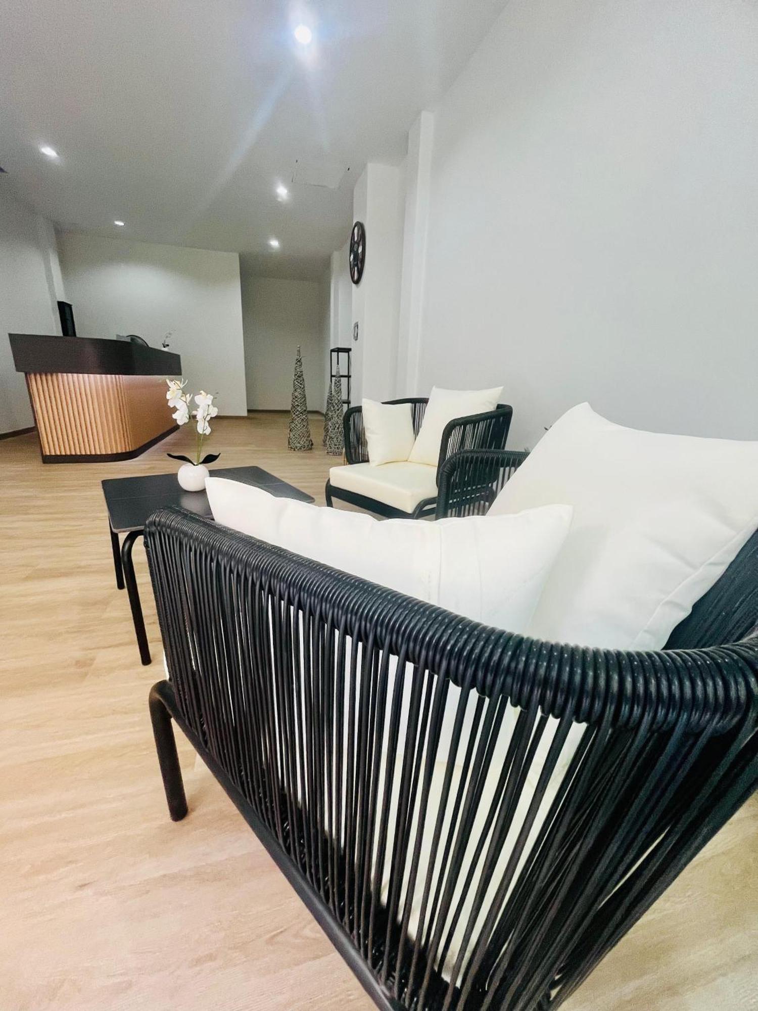 28 Boutique Hotel Patong Экстерьер фото