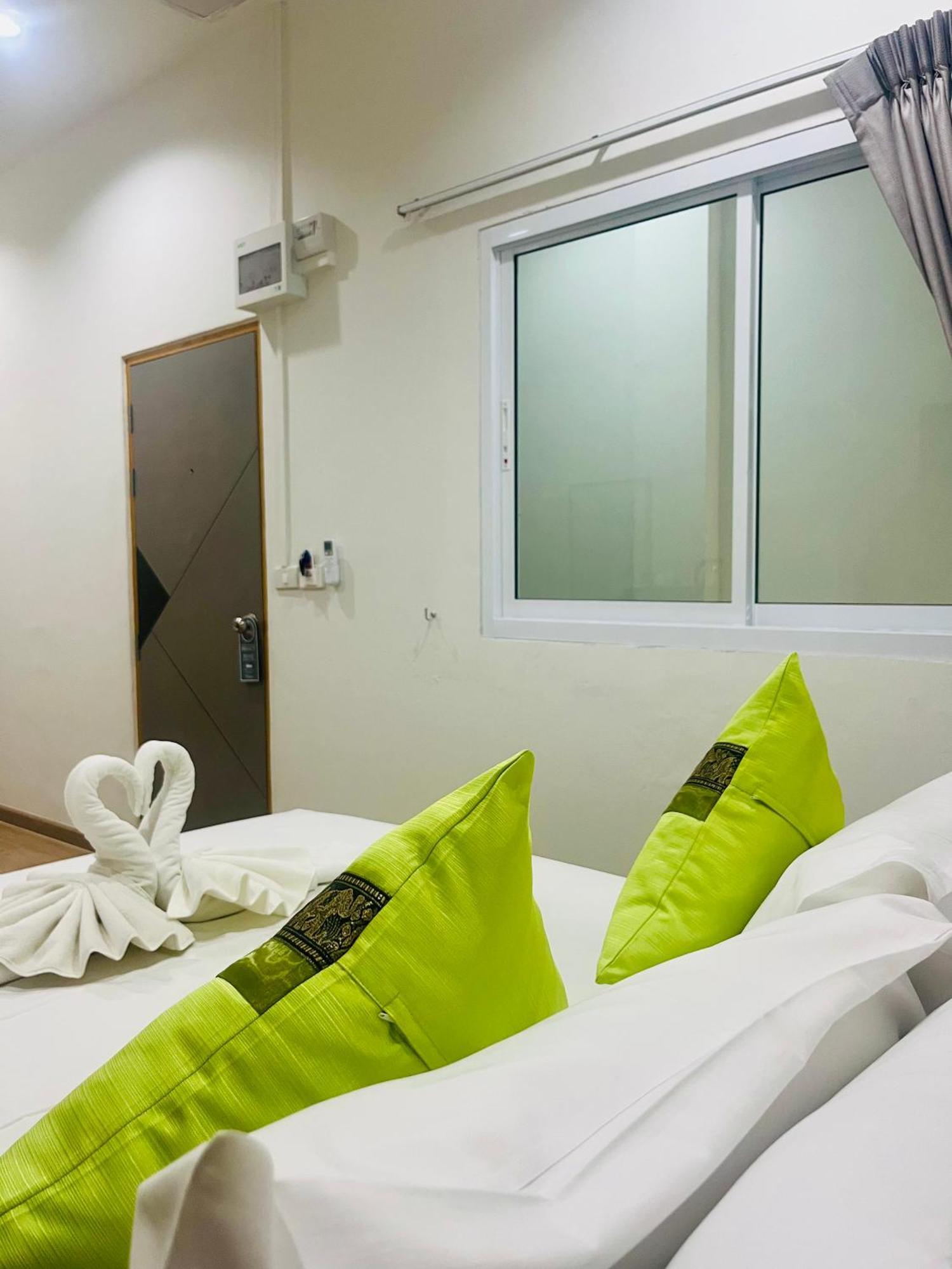 28 Boutique Hotel Patong Экстерьер фото