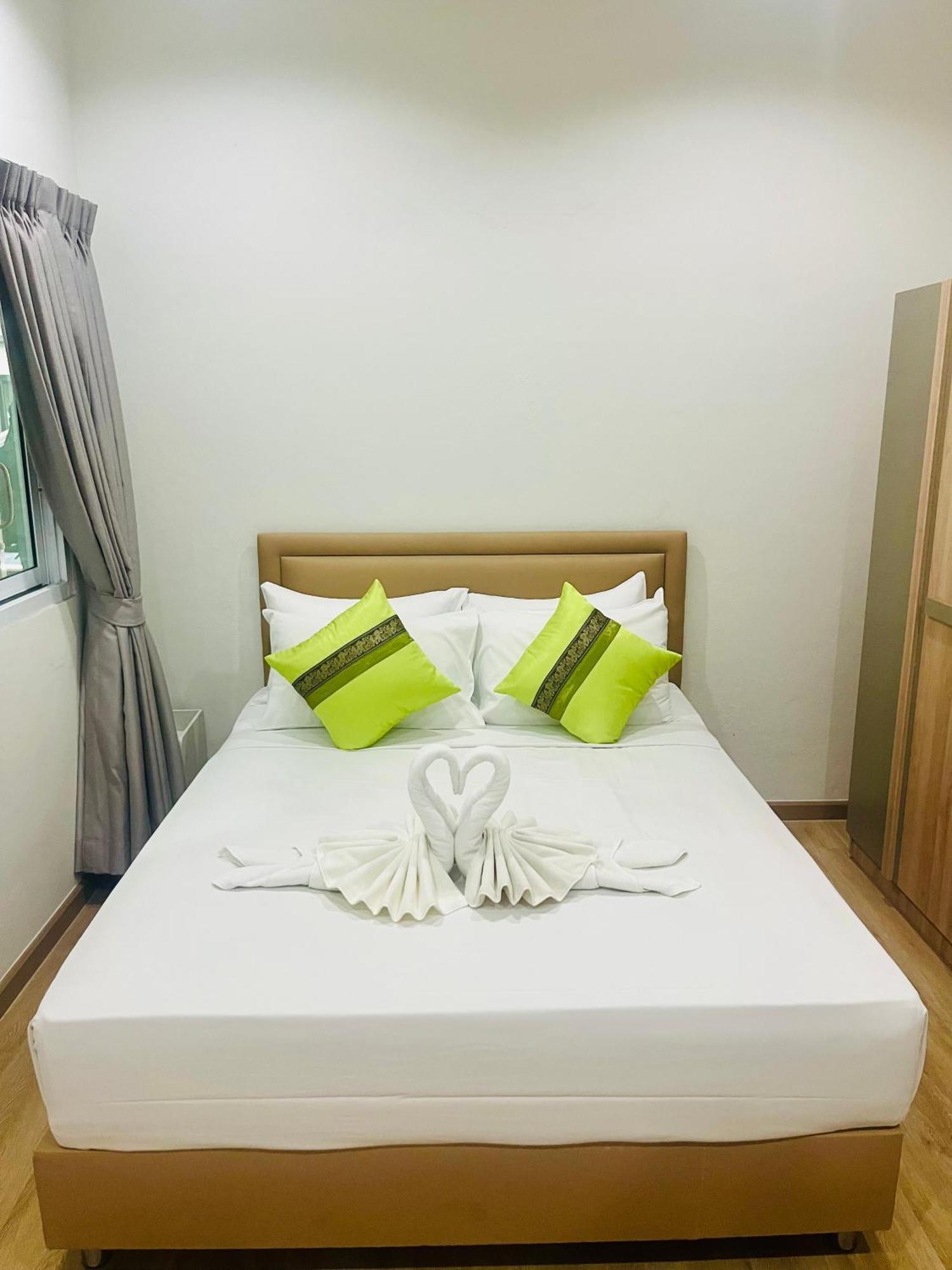 28 Boutique Hotel Patong Экстерьер фото