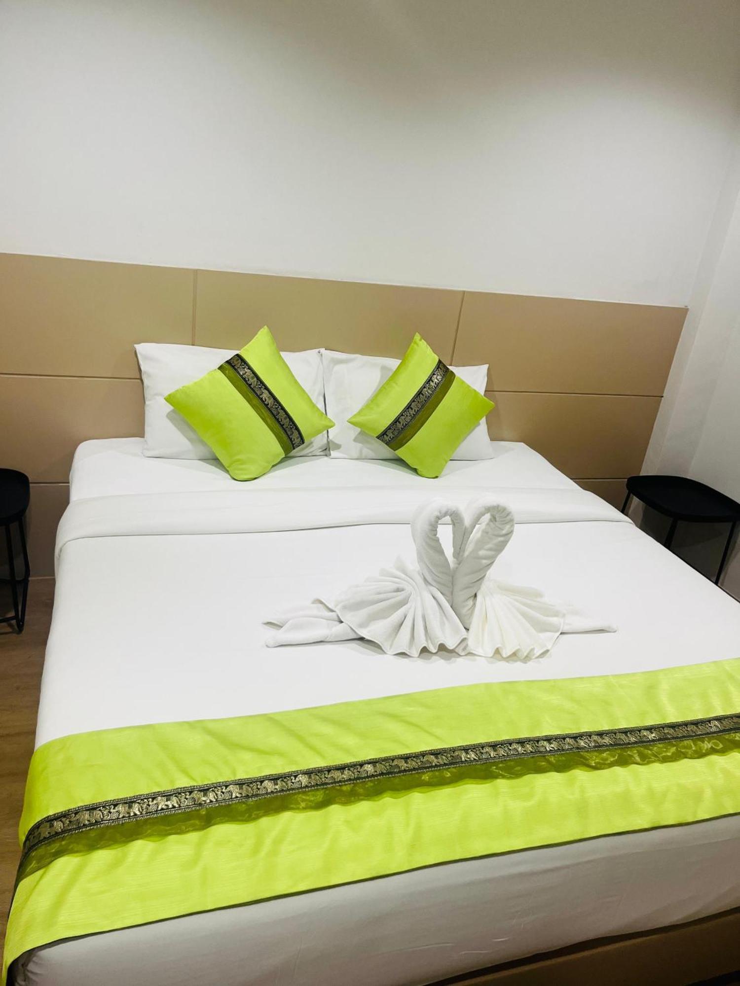28 Boutique Hotel Patong Экстерьер фото