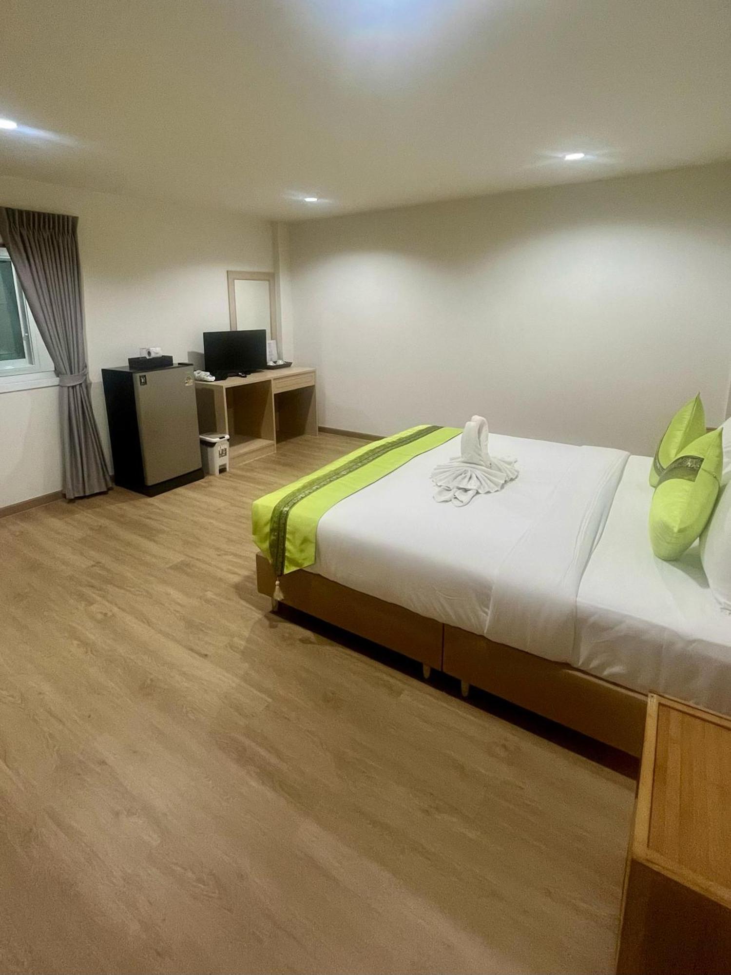 28 Boutique Hotel Patong Экстерьер фото